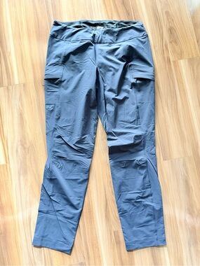 Arc’teryx Sabria Pants - size 8